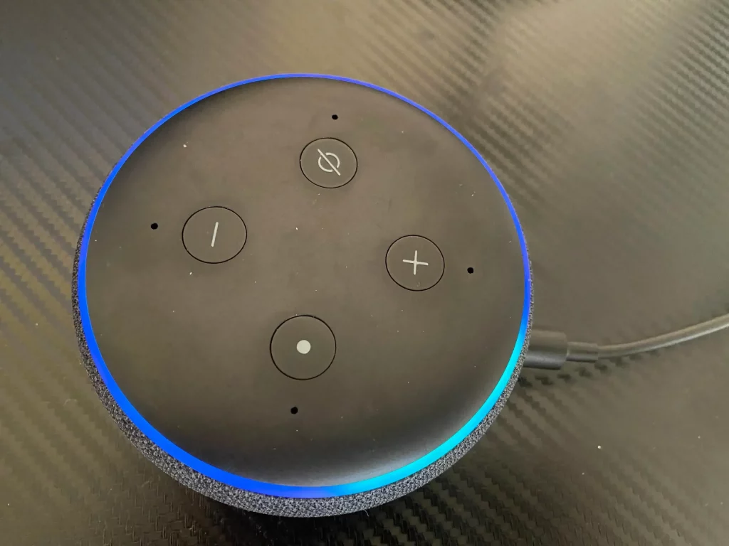 Alexa when it's listening, showing the blue light and cyan segment